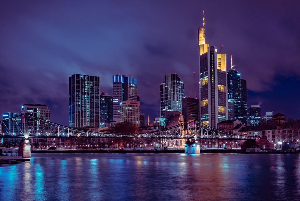 frankfurt-3917054_1920